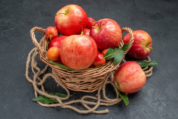 The Nutritional Powerhouse Apples and Their Healt.jpg